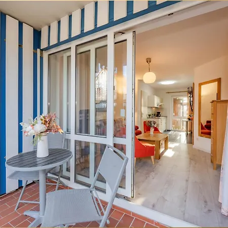 Seeblick Anlage Lachmoewe 公寓